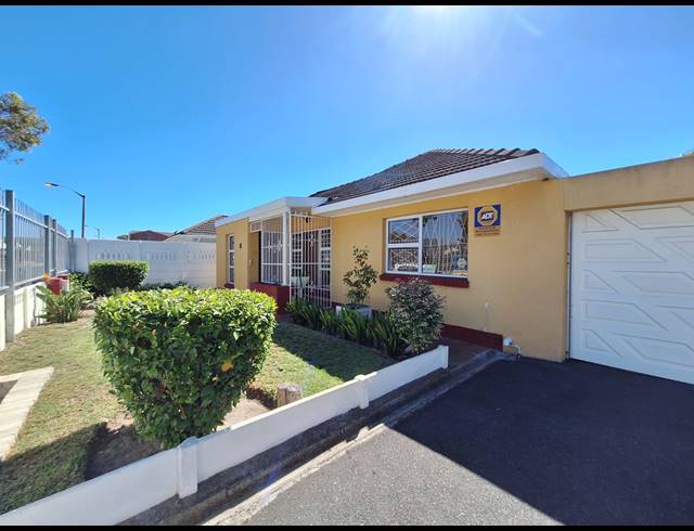 3 BEDROOM HOUSE TO LET IN FAIRWAYS
